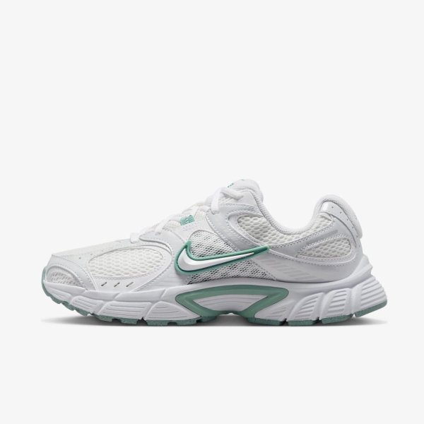 Женские кроссовки NIKE W V5 RNR