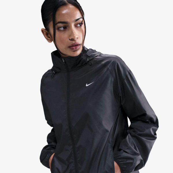 Женская ветровка NIKE W NK TEMPO REPEL JKT