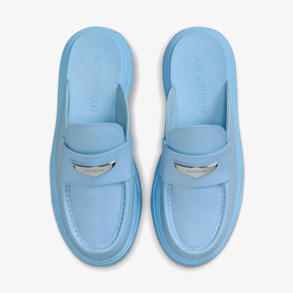 Женские тапочки WMNS AIR JORDAN MULE PSYCHIC BLUE