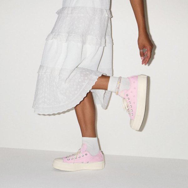 Женские кеды CONVERSE CHUCK TAYLOR ALL STAR LIFT OX BEADS PINK / MILK