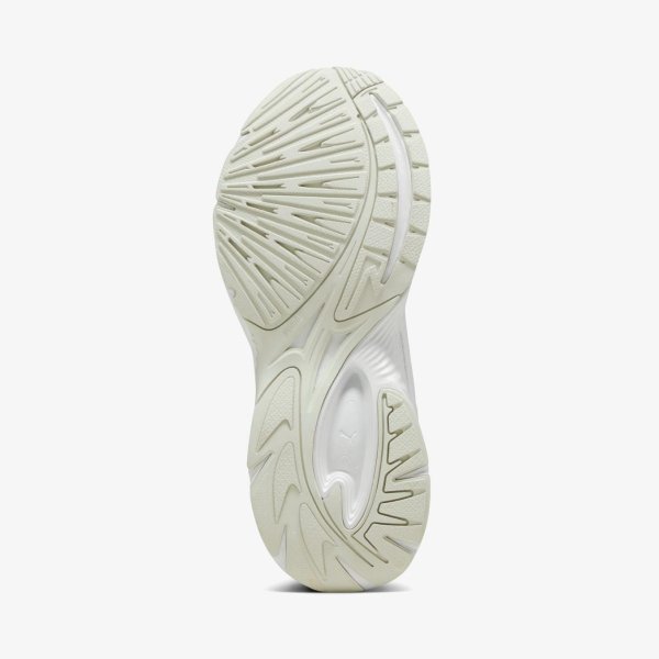 Женские кроссовки Puma Morphic Base