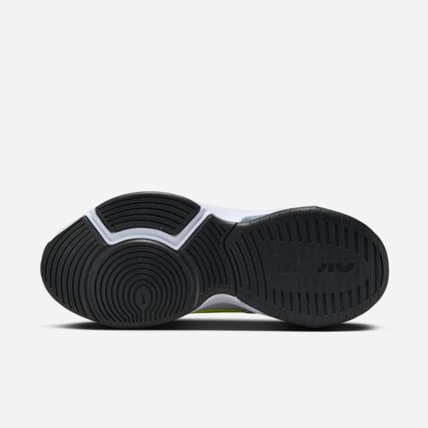 Женские кроссовки NIKE W ZOOM BELLA 6