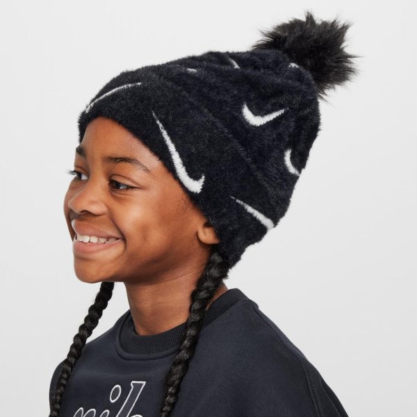 Дитяча шапка NIKE K NK PEAK BEANIE SC POM F24