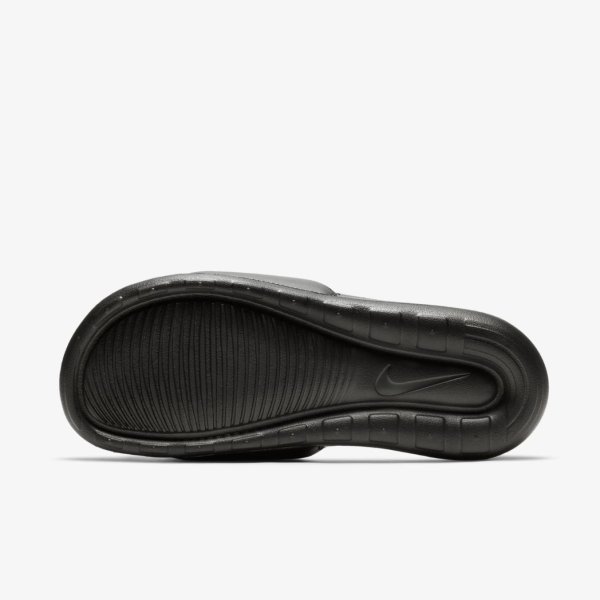 Женские тапочки NIKE W VICTORI ONE SLIDE