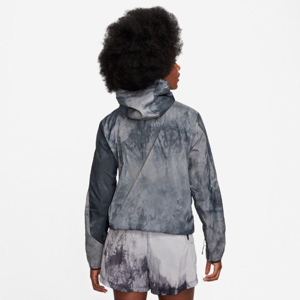 Женская ветровка NIKE W TRAIL REPEL JKT