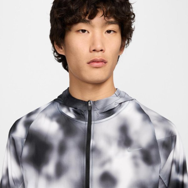 Чоловіча вітровка NIKE M NK UV RUN DIV AOP JKT