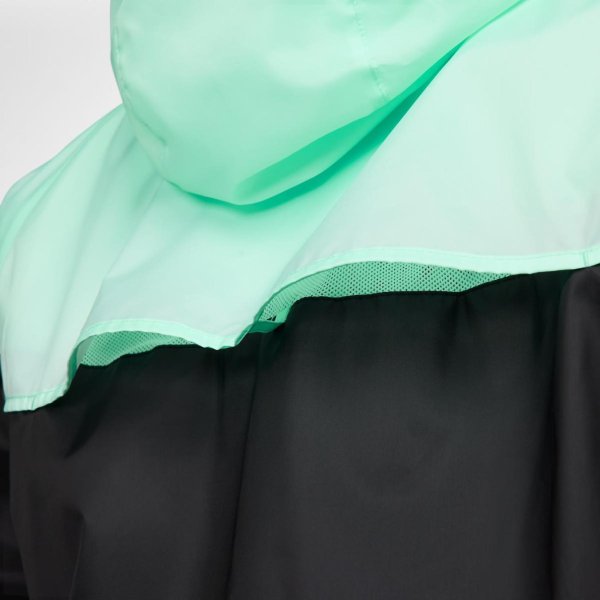 Мужская ветровка NIKE CFC MNSW SPE WVNLNDWR HD JKT