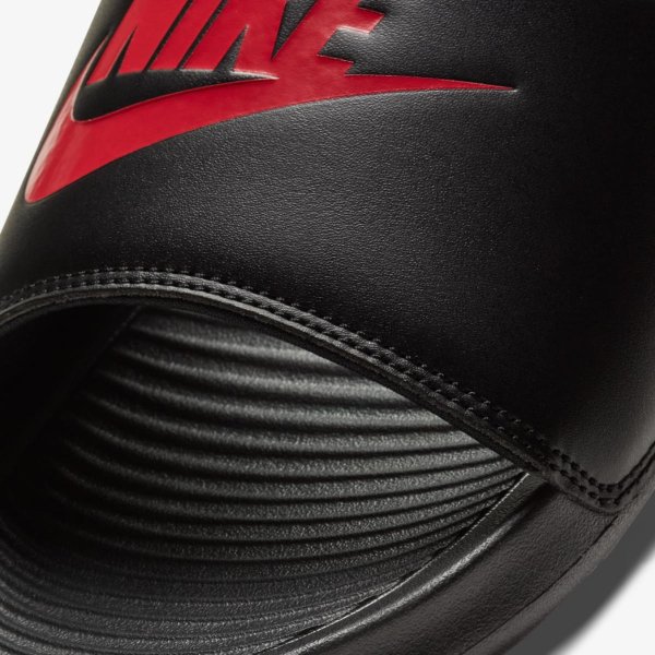 Чоловічі тапочки NIKE VICTORI ONE SLIDE