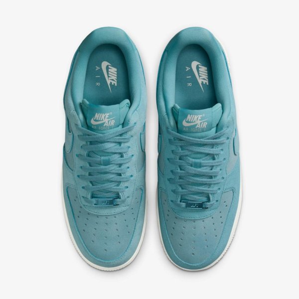 Женские кроссовки NIKE W AIR FORCE 1 07