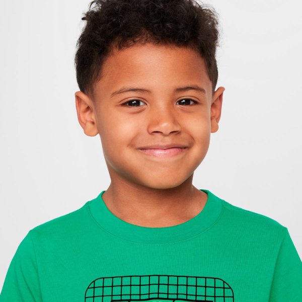 Дитячий набір: футболка, шорти NIKE NKB B NSW AYG W TAFFETA SHORT / NKB B NSW AYG W TAFFETA SHOR