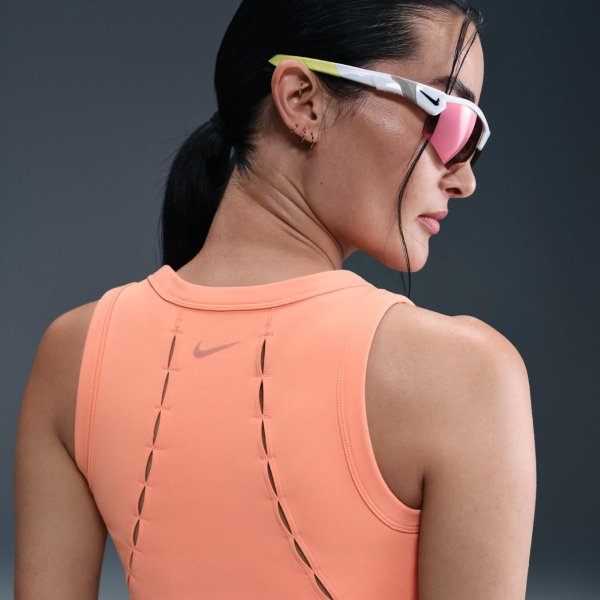 Жіноча майка NIKE W NK ONE FITTED DF TANK CPSL