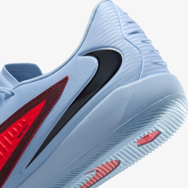 Мужские бутсы NIKE PHANTOM 6 LOW ACAD IC
