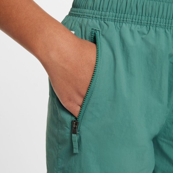 Дитячі шорти NIKE K NSW AMPLIFY WOVEN SHORT