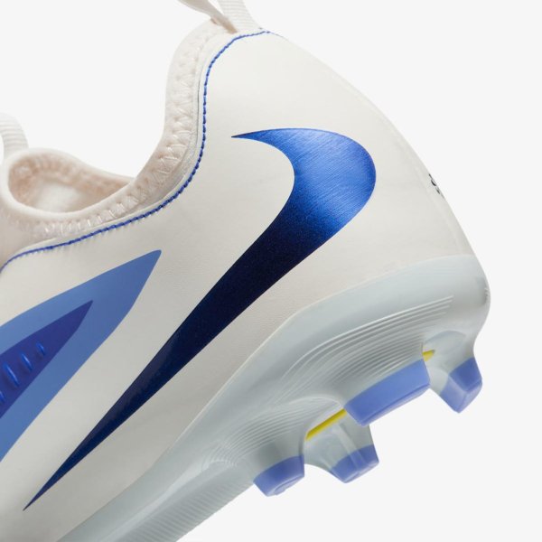 Детские бутсы NIKE JR PHANTOM 6 LOW ACAD FGMG LV8