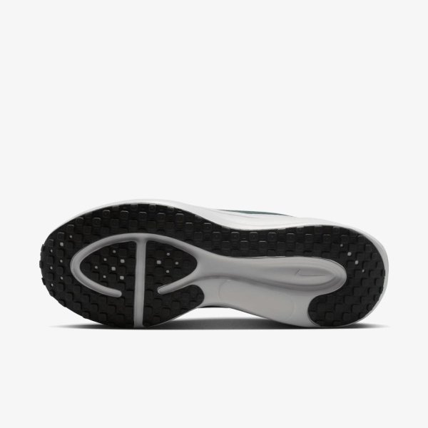 Мужские кроссовки NIKE REVOLUTION 8