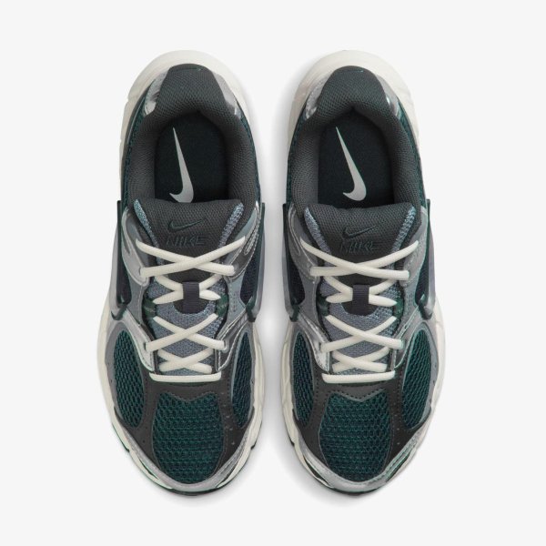 Женские кроссовки NIKE W V5 RNR