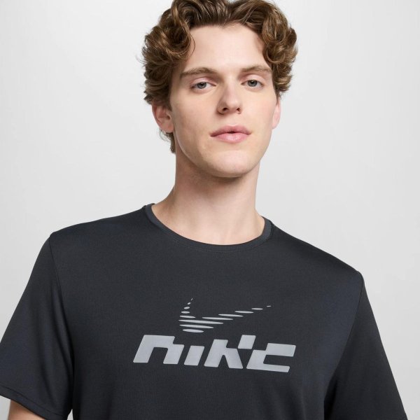 Мужская футболка NIKE DRI-FIT MILER FLASH