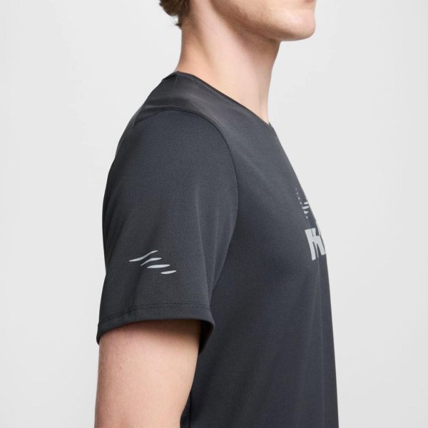 Мужская футболка NIKE DRI-FIT MILER FLASH