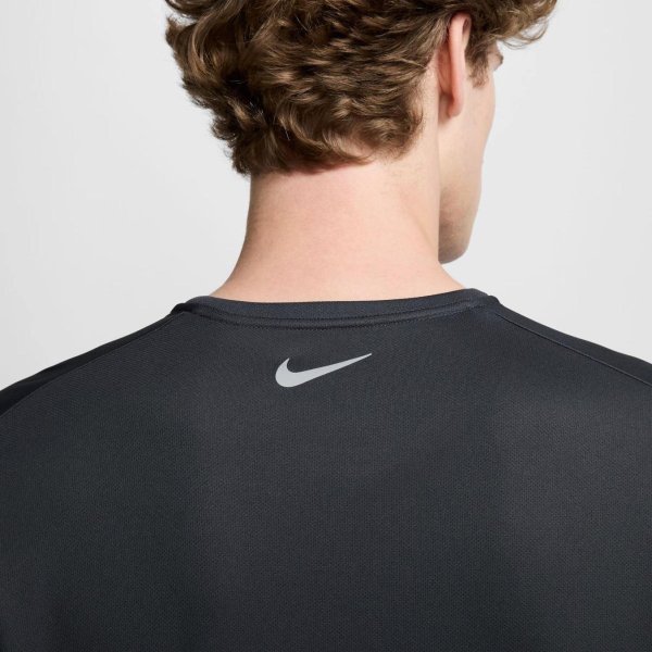 Мужская футболка NIKE DRI-FIT MILER FLASH