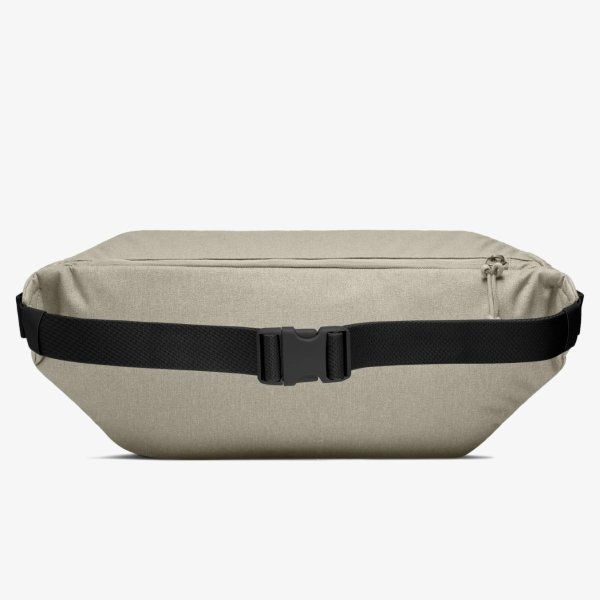 Сумка на пояс NIKE TECH