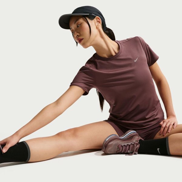 Женская футболка NIKE SWIFT DRI-FIT