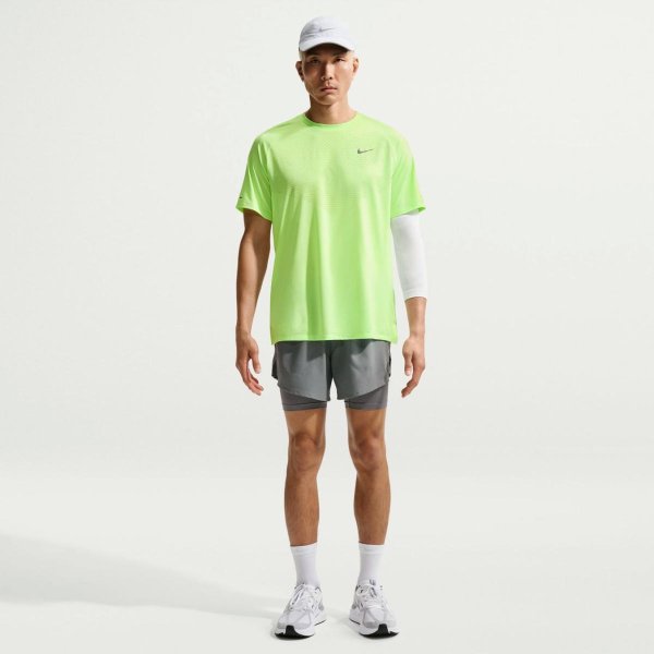 Мужская футболка NIKE STRIDE DRI-FIT