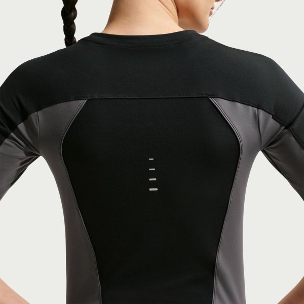 Женская футболка NIKE SWIFT DRI-FIT