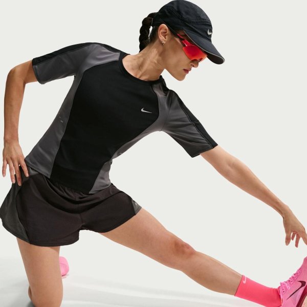 Женская футболка NIKE SWIFT DRI-FIT