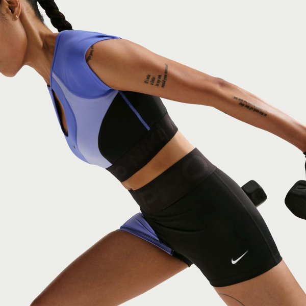 Жіночі шорти NIKE PRO SCULPT