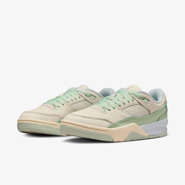 Женские кроссовки WMNS JORDAN FLIGHT COURT PALE IVORY / MUSLIN