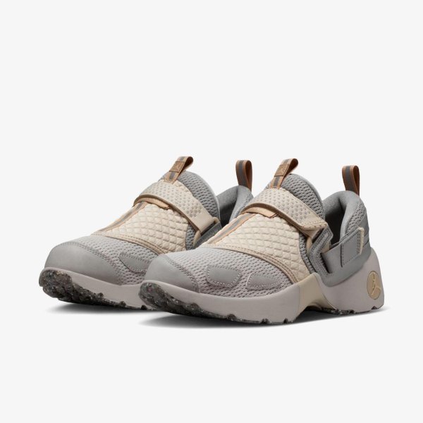 Жіночі кросівки WMNS JORDAN TRUNNER LX IRON ORE / ENIGMA STONE
