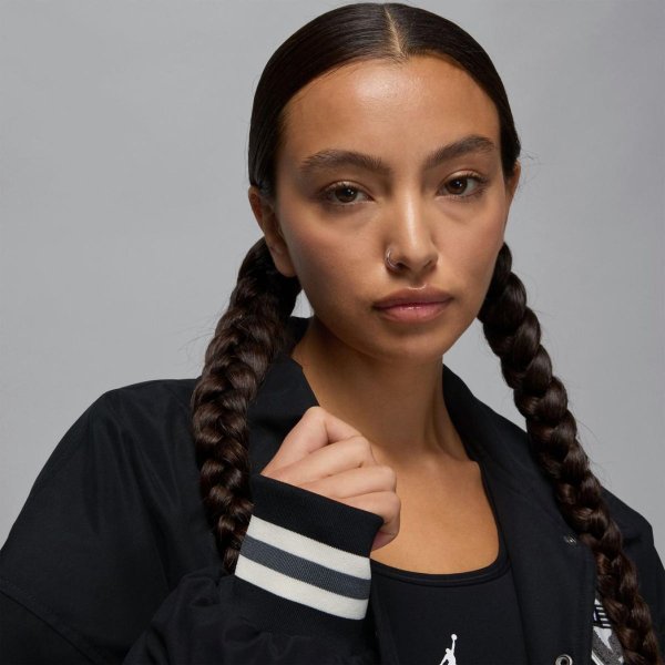 Женская куртка JORDAN BROOKLYN THERMA-FIT