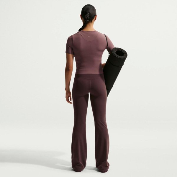 Жіноча футболка NIKE DRI-FIT ZENVY