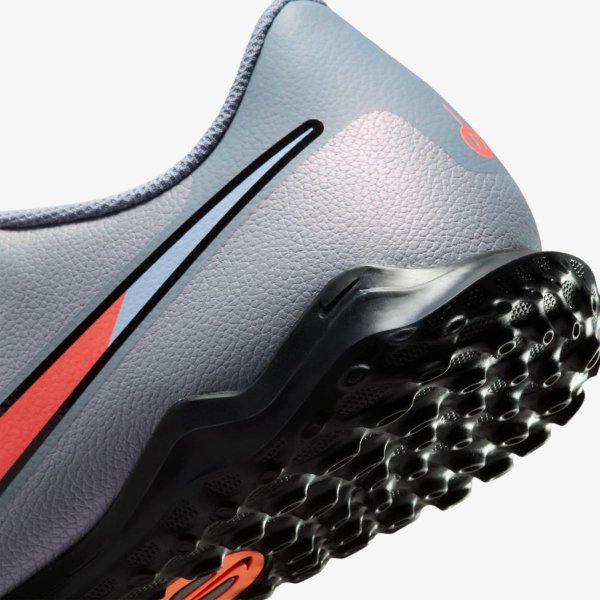 Чоловічі бутси NIKE LEGEND 10 CLUB TF