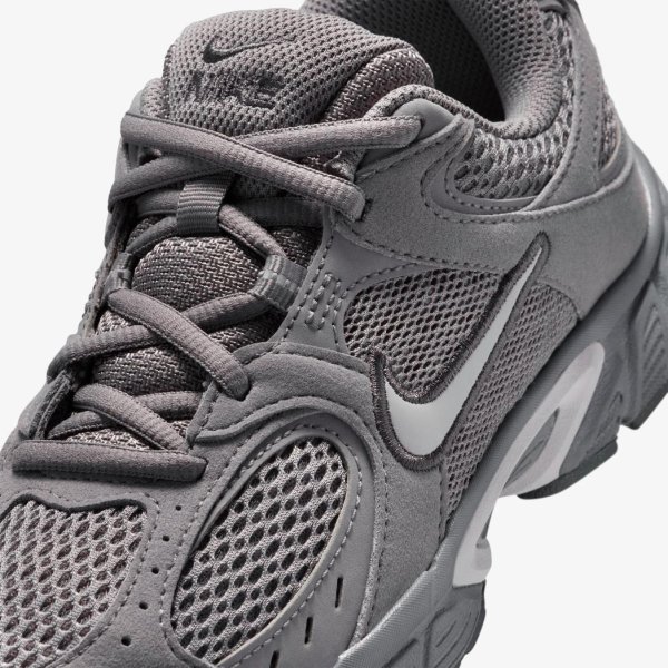 Дитячі кроссовки NIKE V5 RNR SUEDE (GS)