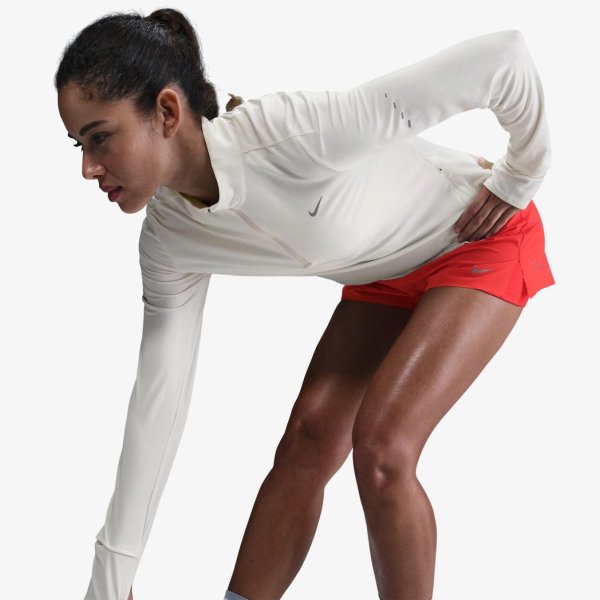 Женский лонгслив NIKE W NK SWIFT DF UV HZ TOP