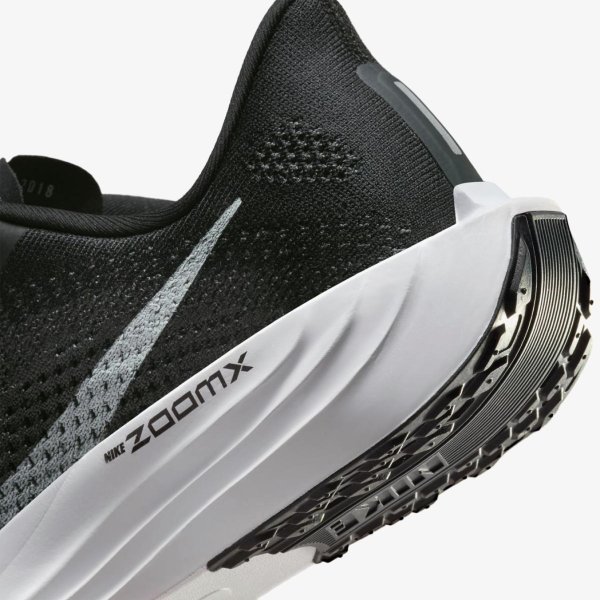 Жіночі кросівки NIKE W PEGASUS PLUS