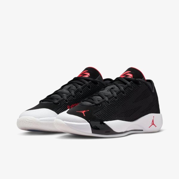 Чоловічі кросівки JORDAN LUKA 77