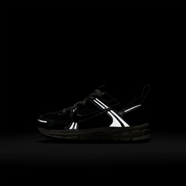 Дитячі кроссовки NIKE VOMERO 5 (PS)