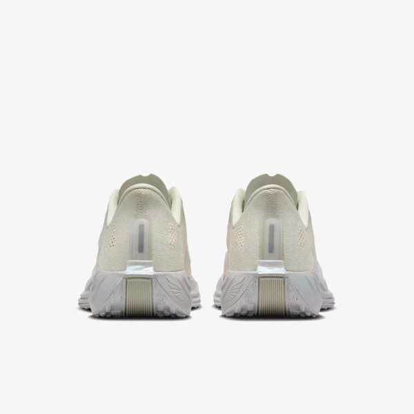 Женские кроссовки NIKE W PEGASUS PLUS ESS