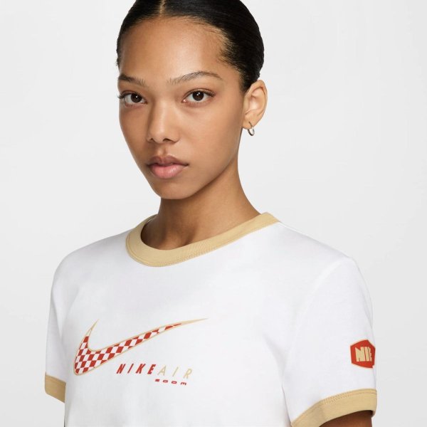 Женская футболка NIKE W NSW CLUB SS TEE MOTO RGR