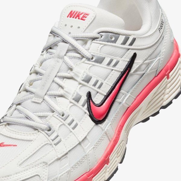 Женские кроссовки NIKE W P-6000