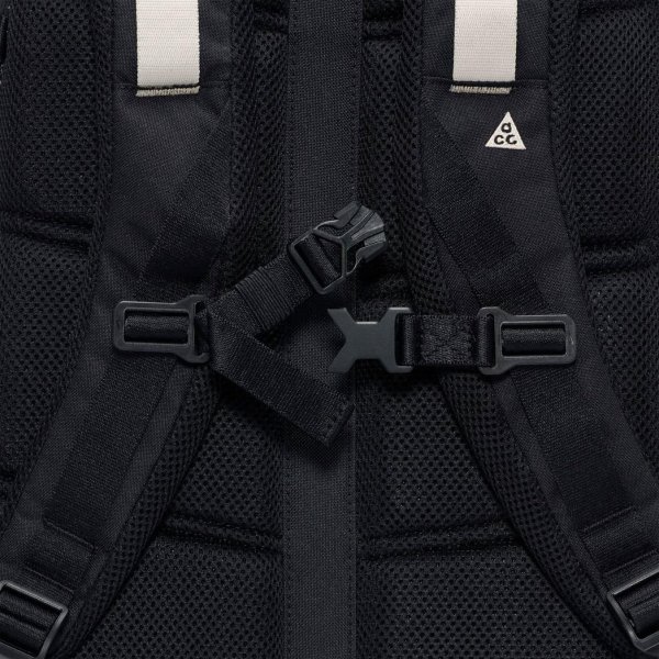 Рюкзак NIKE ACG DAYMAX BKPK
