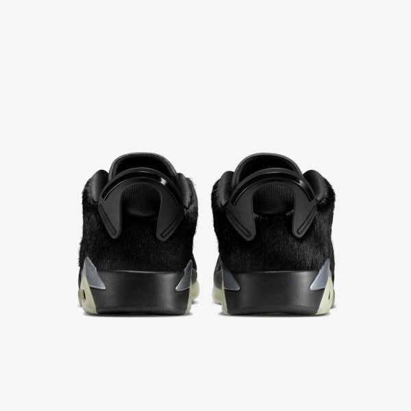 Женские кроссовки WMNS AIR JORDAN 6 LOW BLACKOUT