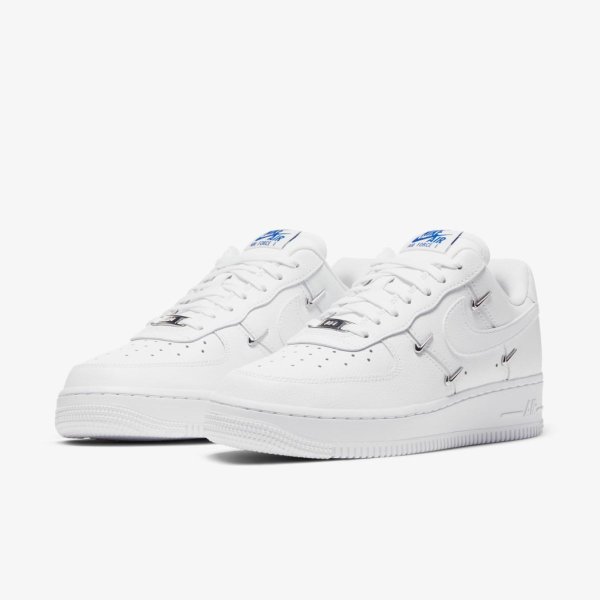 Жіночі кросівки NIKE WMNS AIR FORCE 1 '07 LX WHITE / HYPER ROYAL