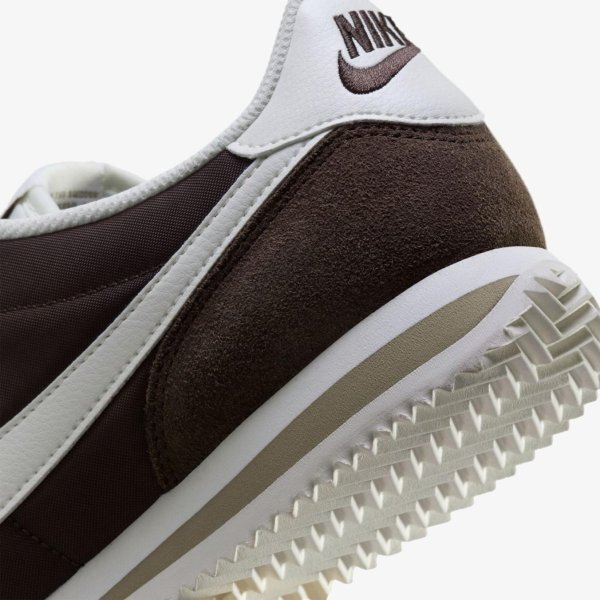 Жіночі кросівки NIKE WMNS CORTEZ BAROQUE BROWN