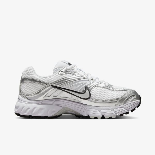 Женские кроссовки NIKE WMNS AIR MAX MOTO 2K WHITE / METALLIC SILVER