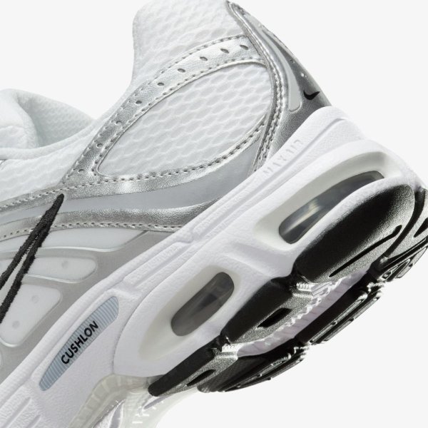 Женские кроссовки NIKE WMNS AIR MAX MOTO 2K WHITE / METALLIC SILVER