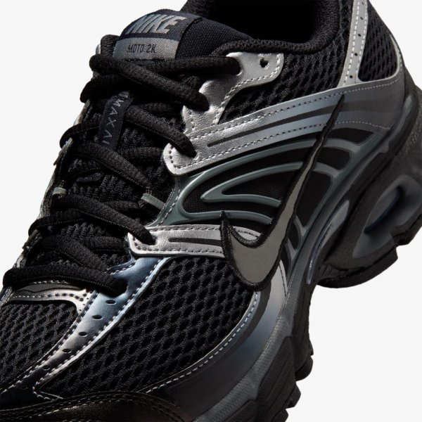 Женские кроссовки NIKE AIR MAX MOTO 2K BLACK / METALLIC SILVER