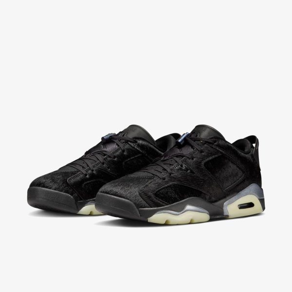 Жіночі кросівки WMNS AIR JORDAN 6 LOW BLACKOUT